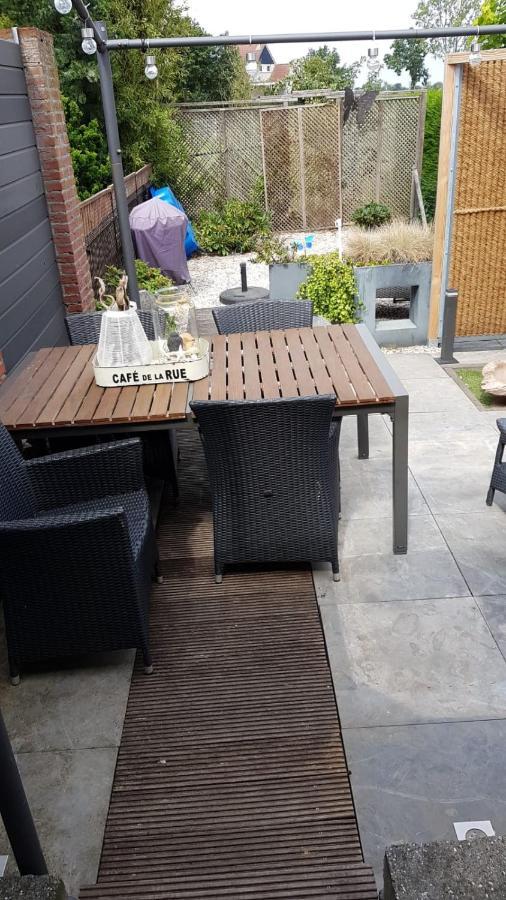 Het Gildehuis Met Sauna En Jacuzzi Stevensweert المظهر الخارجي الصورة