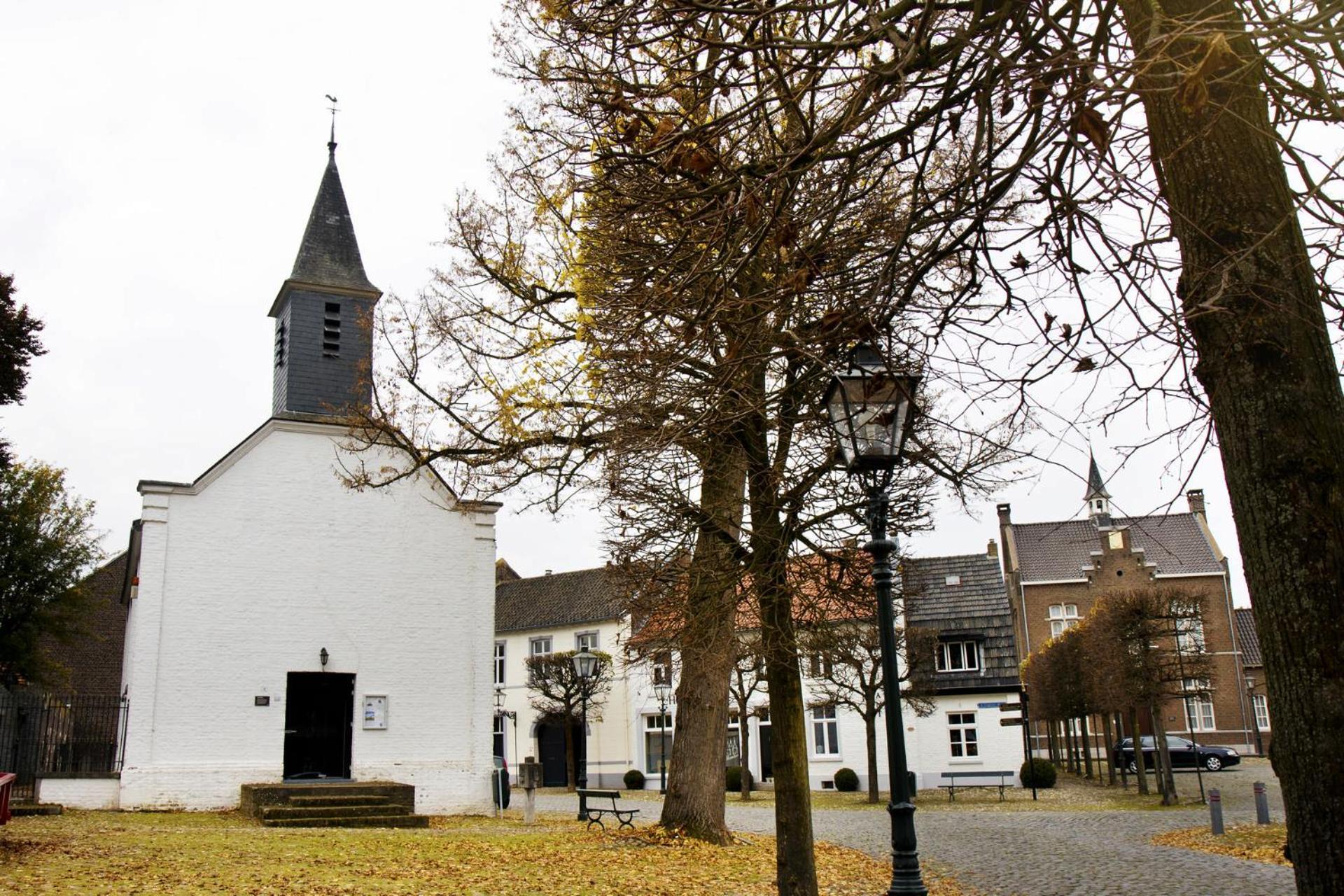 Het Gildehuis Met Sauna En Jacuzzi Stevensweert المظهر الخارجي الصورة