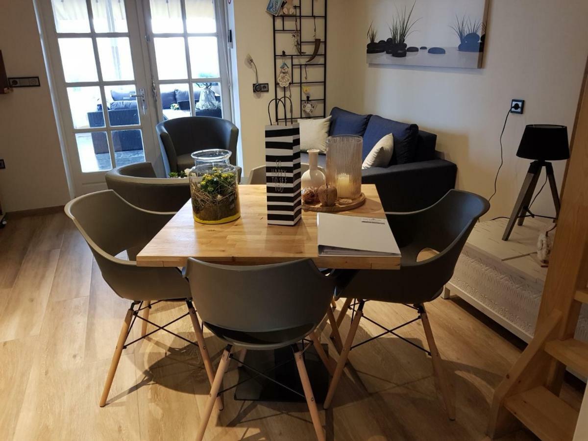 Het Gildehuis Met Sauna En Jacuzzi Stevensweert المظهر الخارجي الصورة